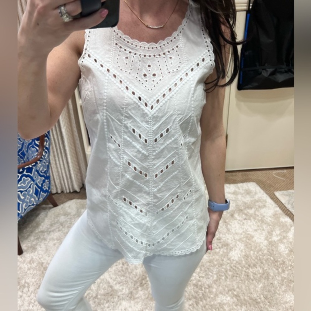 Gap Size Small - image 1